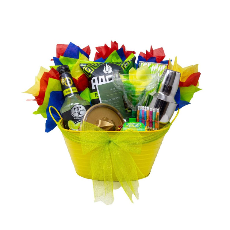 Handcrafted cocktail and mocktail gift sets with mixers, garnishes, and treats – perfect for celebrations and gifting