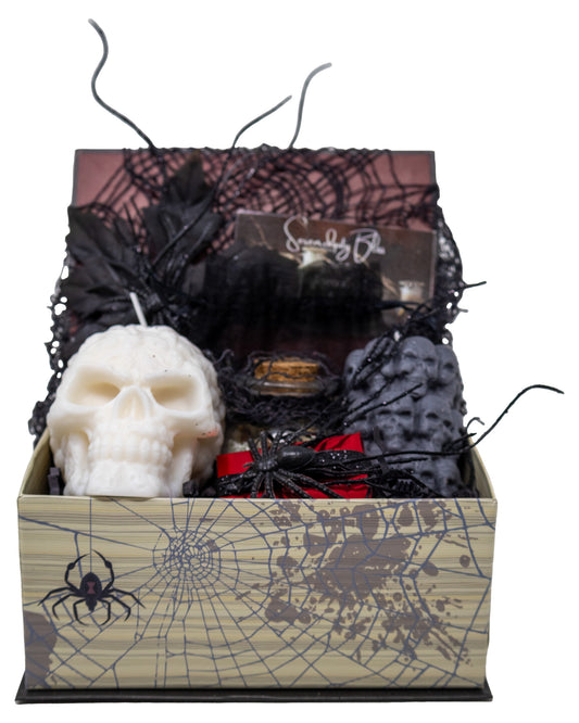 Tales of Terror Spa & Candle Set in Book Box